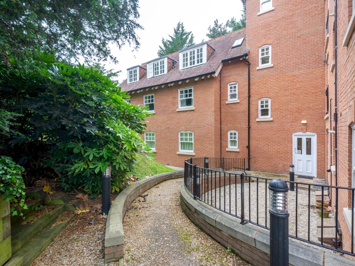 Pass The Keys Quiet 2-Bed Apartment On The Ground Floor Canterbury Dış mekan fotoğraf