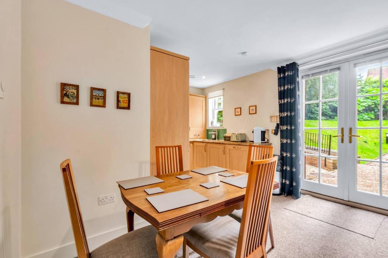 Pass The Keys Quiet 2-Bed Apartment On The Ground Floor Canterbury Dış mekan fotoğraf