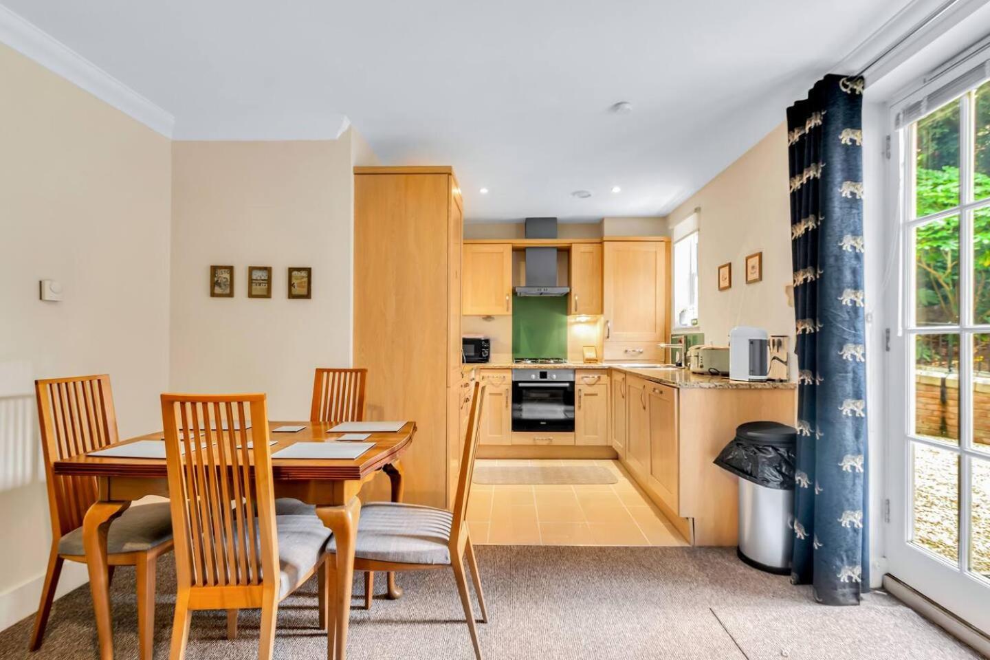 Pass The Keys Quiet 2-Bed Apartment On The Ground Floor Canterbury Dış mekan fotoğraf